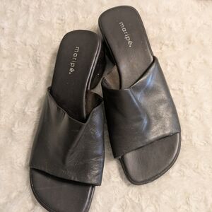 Maripé Black Leather Slide Heels – Size 9 – Minimalist Block Heel Sandals